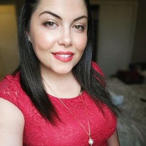 Meet your Posher, Bailey